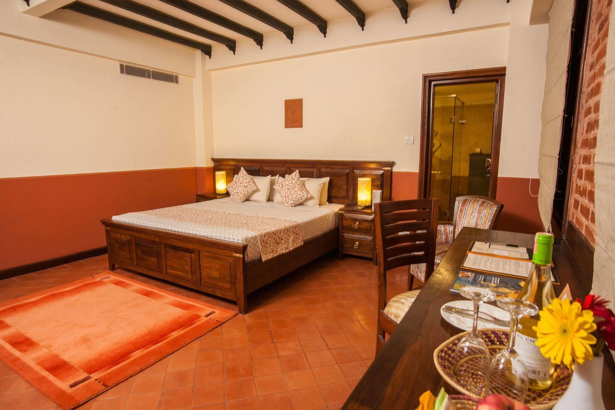 Traditional Comfort Boutique Hotel Catmandu Exterior foto